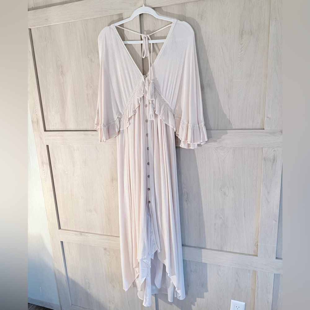 SOLD Forever 21 Cream High Low Dress